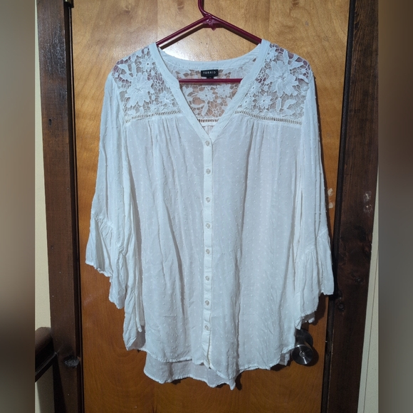 torrid Tops - Torrid white crochet swiss dot blouse Size 3